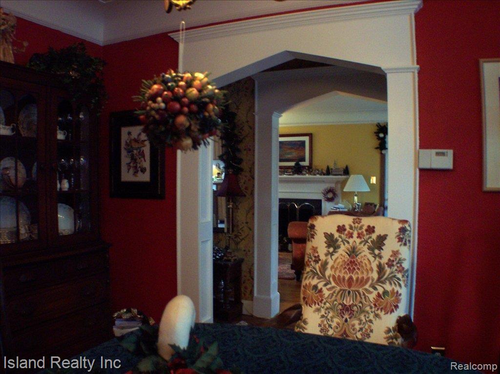 21005 Thorofare Road Grosse Ile, MI 48138 - Photo 9 of 25 100_1761