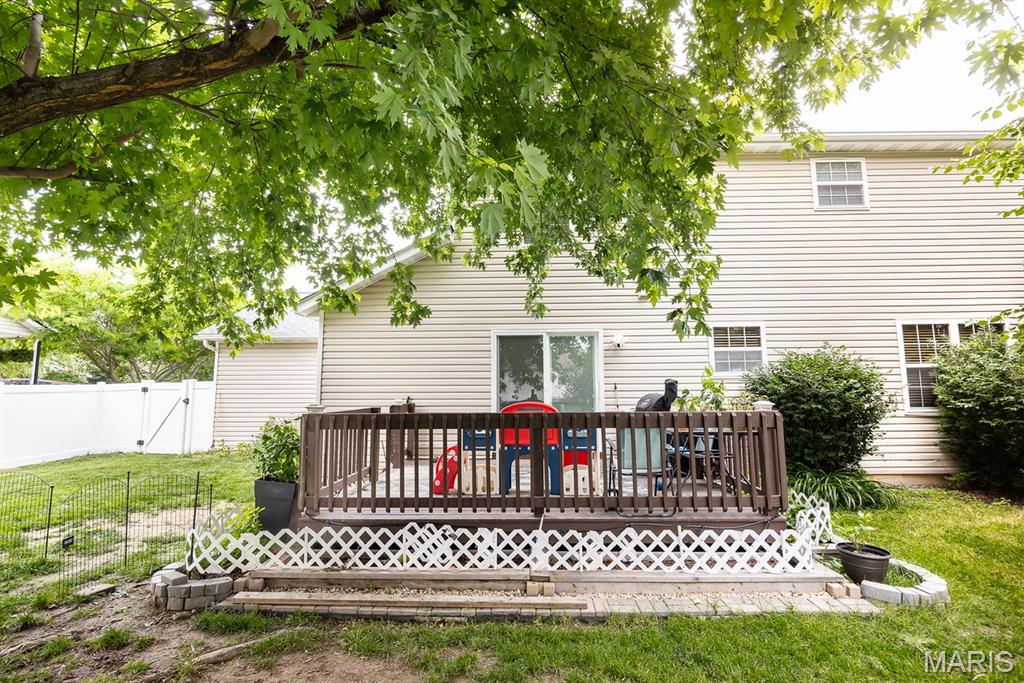 953 Benjamin Drive O'Fallon, IL 62269 - Photo 33 of 35