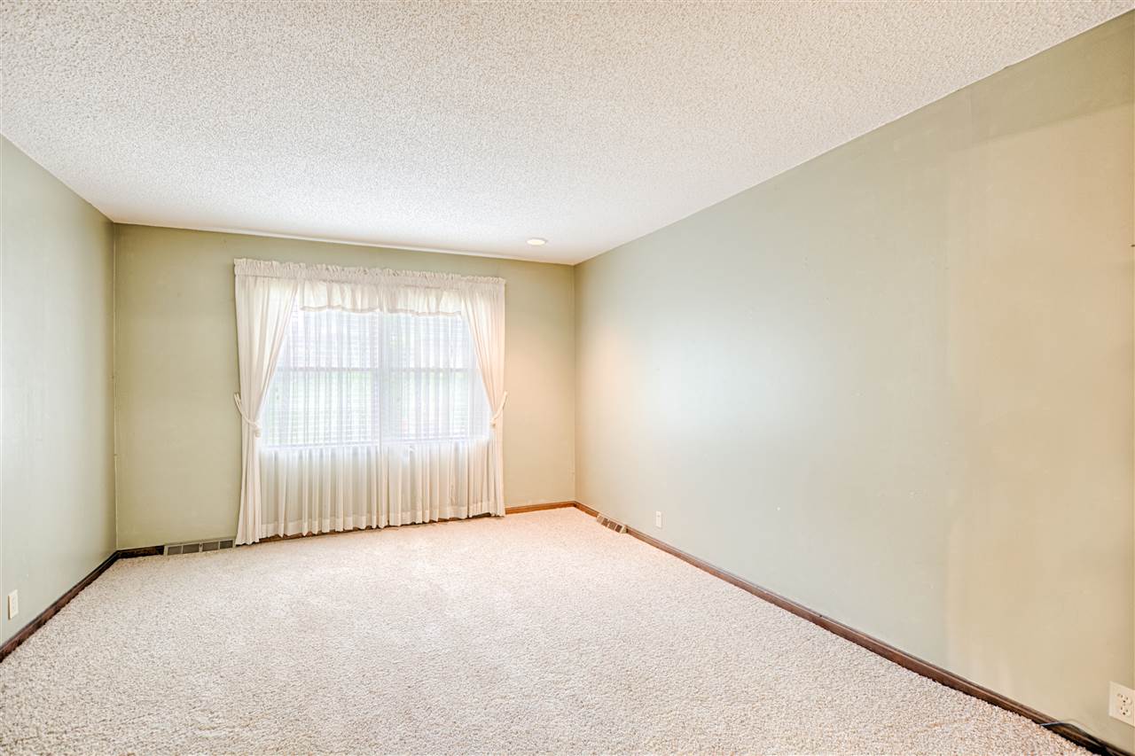 5510 Tulane Road Evansville, IN 47710 - Photo 10 of 21 Gallery Image 10