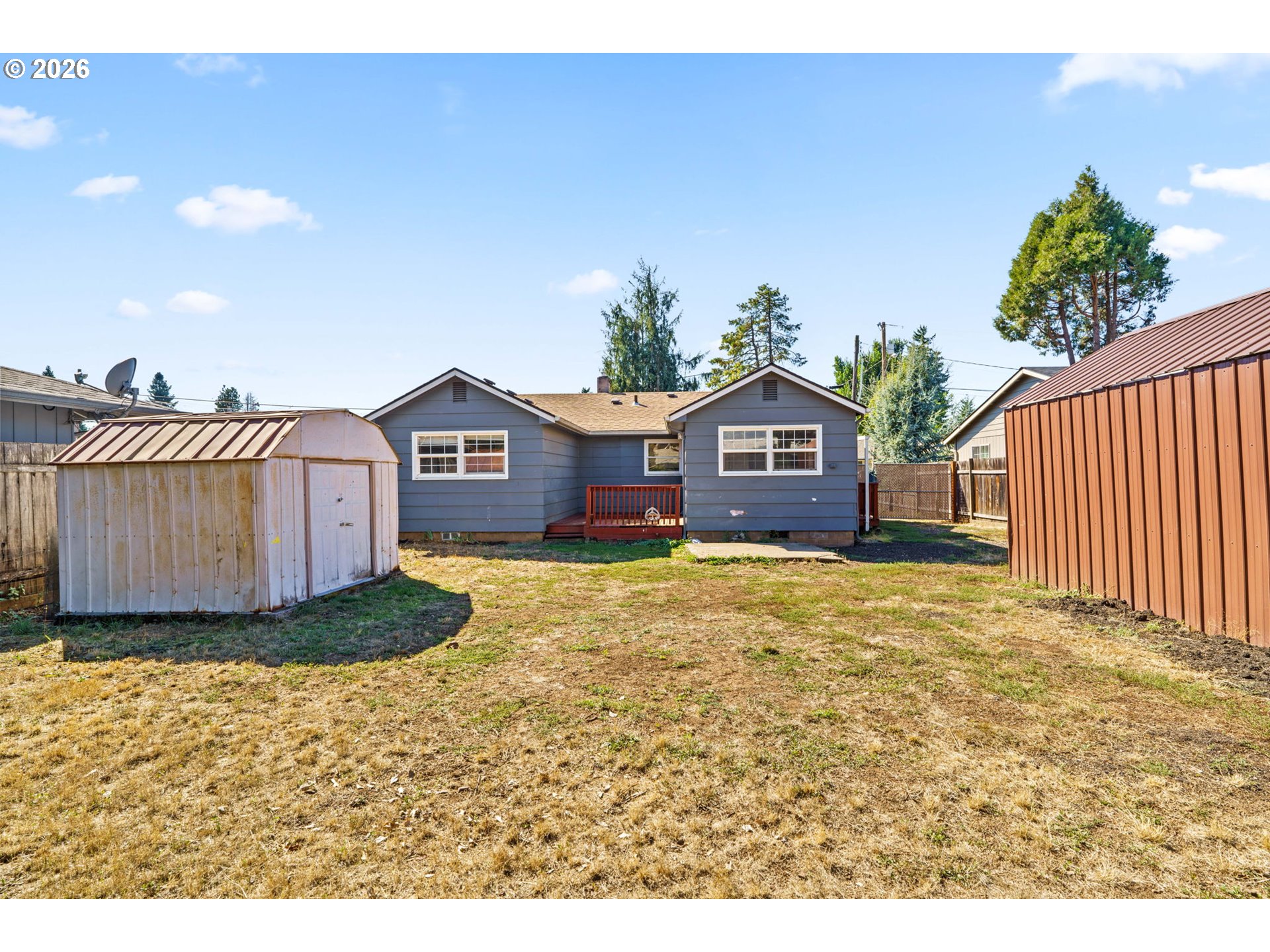 830 South 7th Street Cottage Grove, OR 97424 - Photo 17 of 33 a house view with a garden space