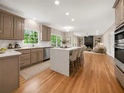$649,900 | 4013 Chelsea Lane, Marietta, GA 30062