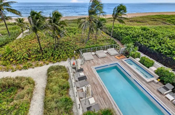 $10,499,000 | 1901 South Ocean Boulevard, Unit 18, Delray Beach, FL 33483