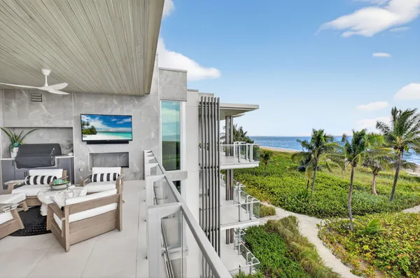 $10,499,000 | 1901 South Ocean Boulevard, Unit 18, Delray Beach, FL 33483