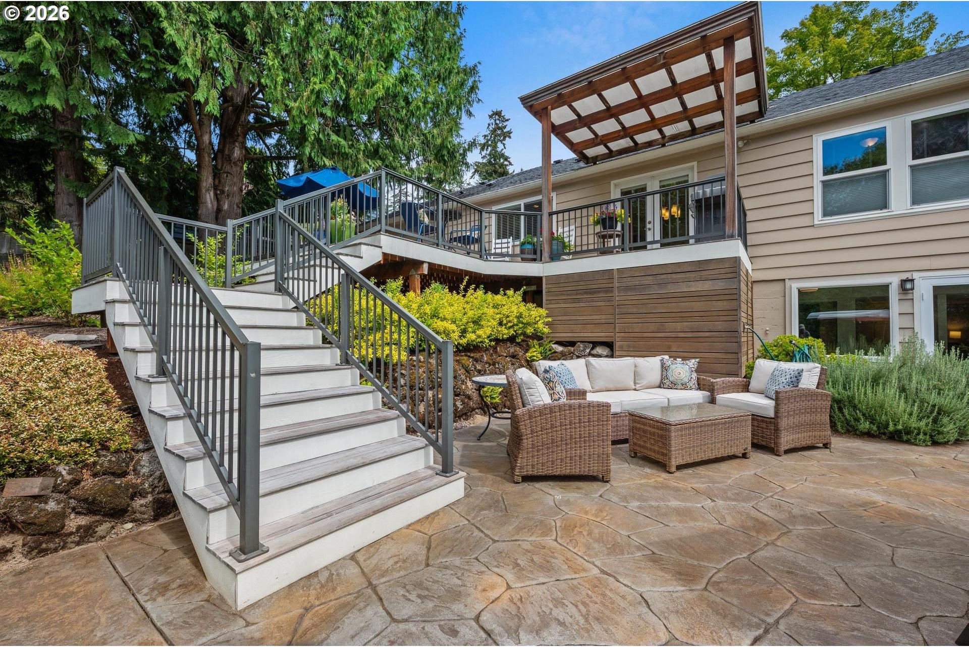 3125 Southwest Ridgewood Avenue Portland, OR 97225 - Photo 38 of 48 Gallery Image 38