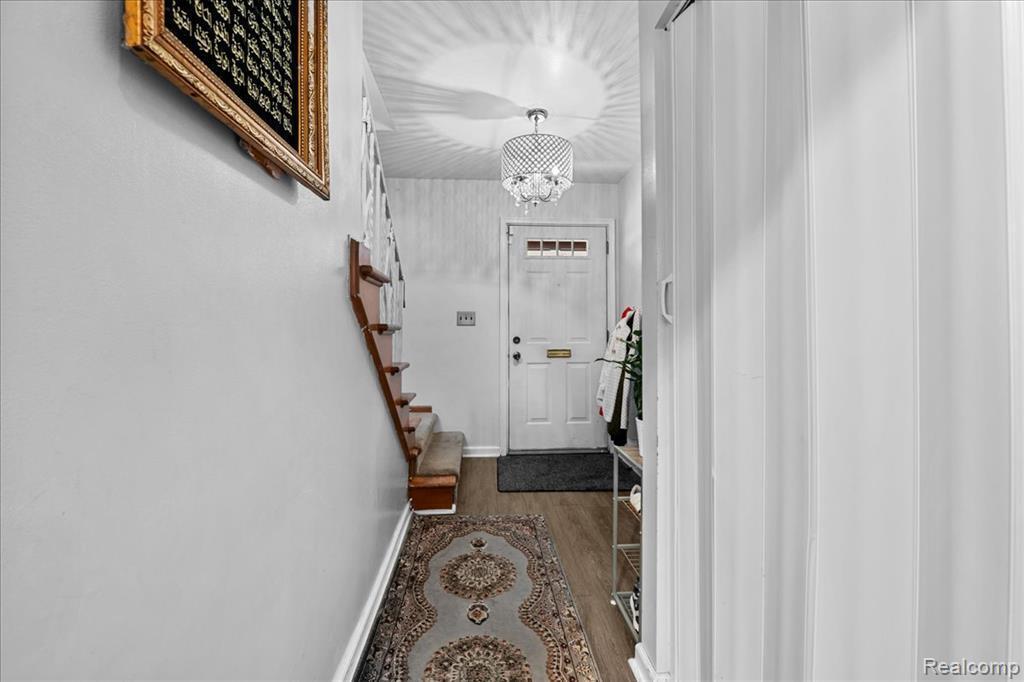 6716 Rosedale Boulevard Allen Park, MI 48101 - Photo 13 of 31 GetMedia