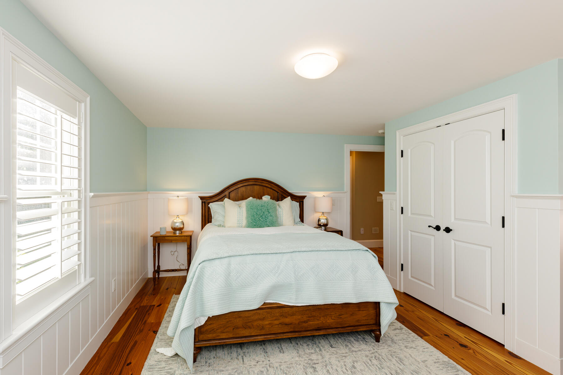 27 Patterson Road Chatham, MA 02633 - Photo 38 of 68 a bedroom with a bed and a window