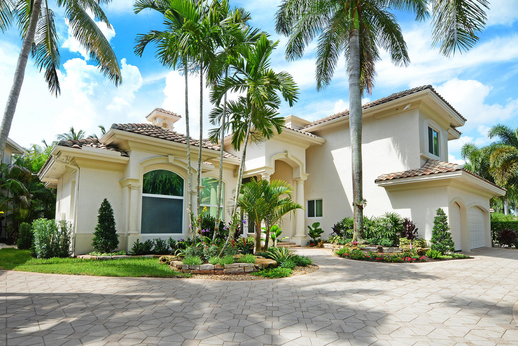 6554 Landings Court Boca Raton, FL 33496 - Photo 1 of 43 Front