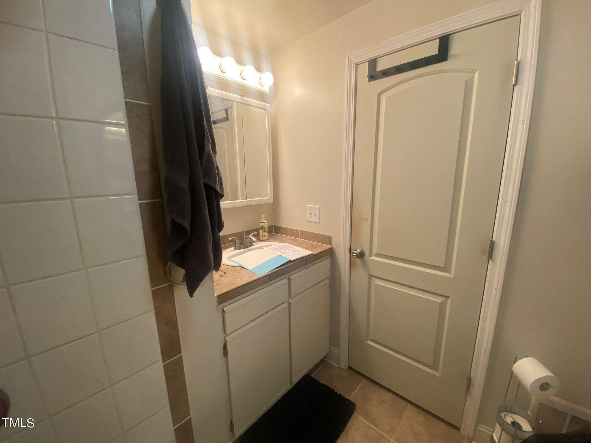 2729 Newsome Street Raleigh, NC 27603 - Photo 14 of 24 014