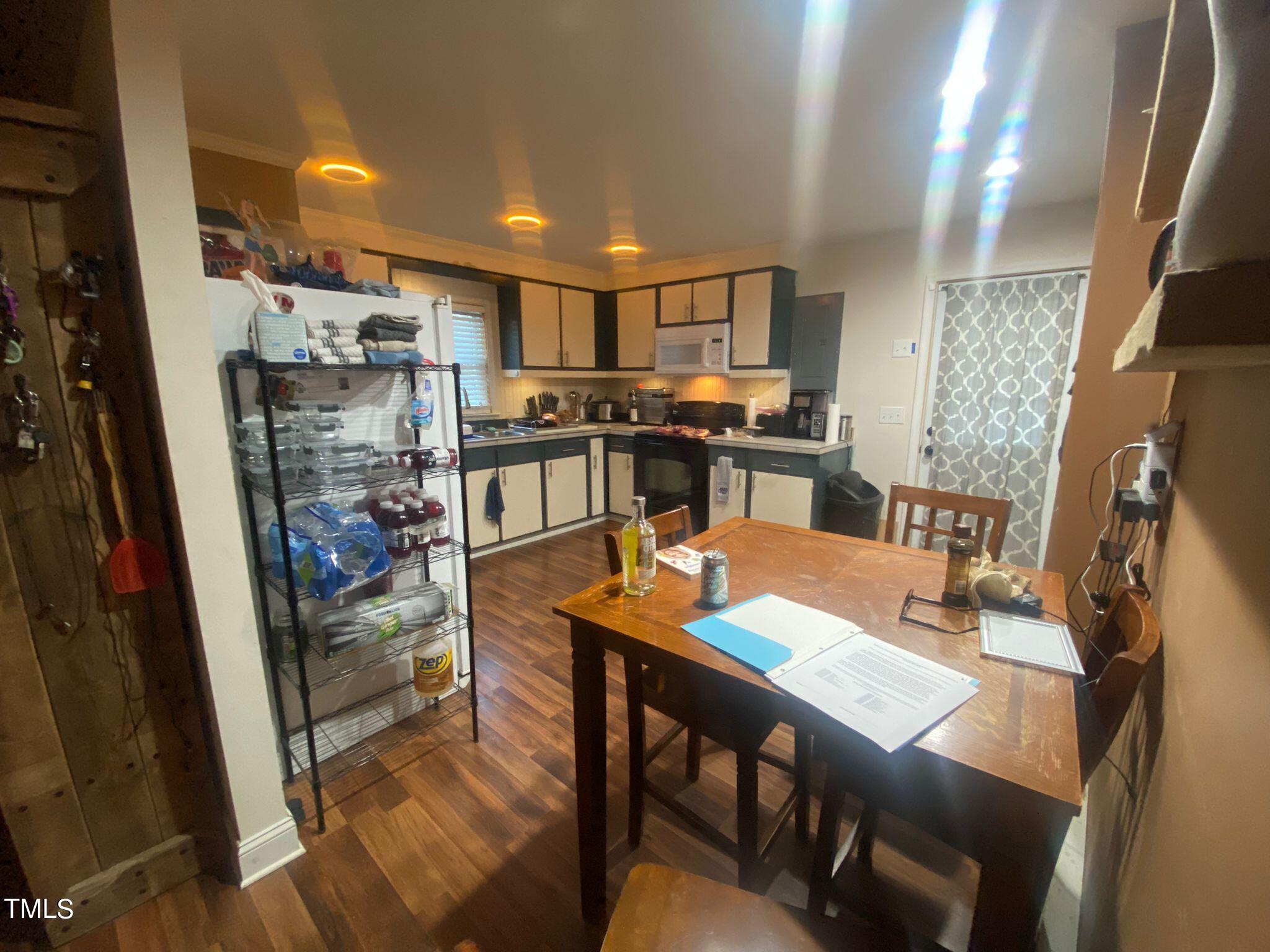 2729 Newsome Street Raleigh, NC 27603 - Photo 9 of 24 009