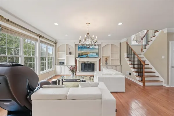 $969,900 | 1842 Belmont Creek Pointe, Suwanee, GA 30024
