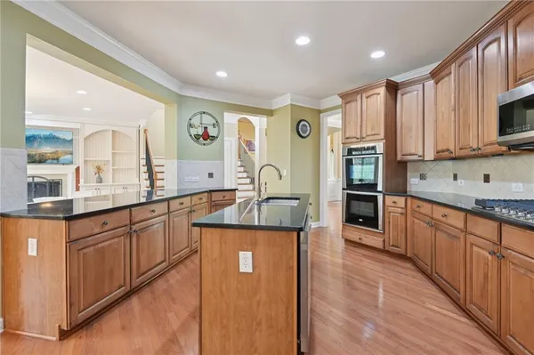$969,900 | 1842 Belmont Creek Pointe, Suwanee, GA 30024
