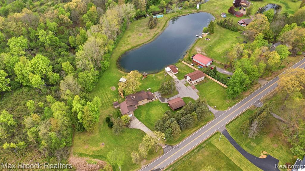 1392 Maple Grove Road Lapeer, MI 48446 - Photo 46 of 68