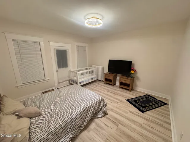 $299,999 | 22 Fairlawn Avenue, Albany, NY 12203