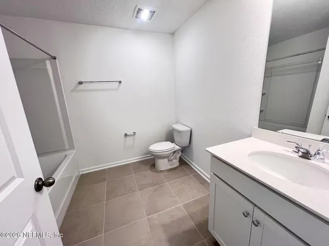 $2,300 | 14179 Epply Drive, Jacksonville, FL 32218