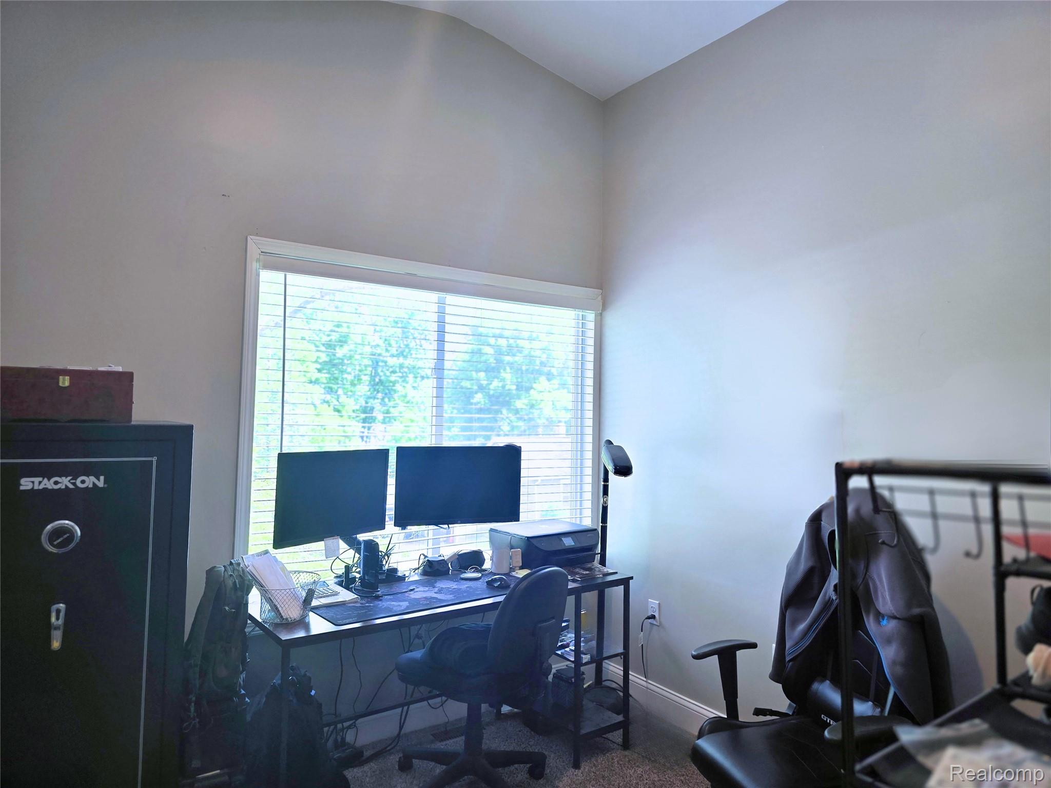 135 North Haven Street Novi, MI 48377 - Photo 24 of 36 15.jpg