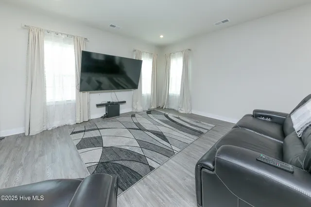 $639,900 | 101 Avocet Path, Moyock, NC 27958