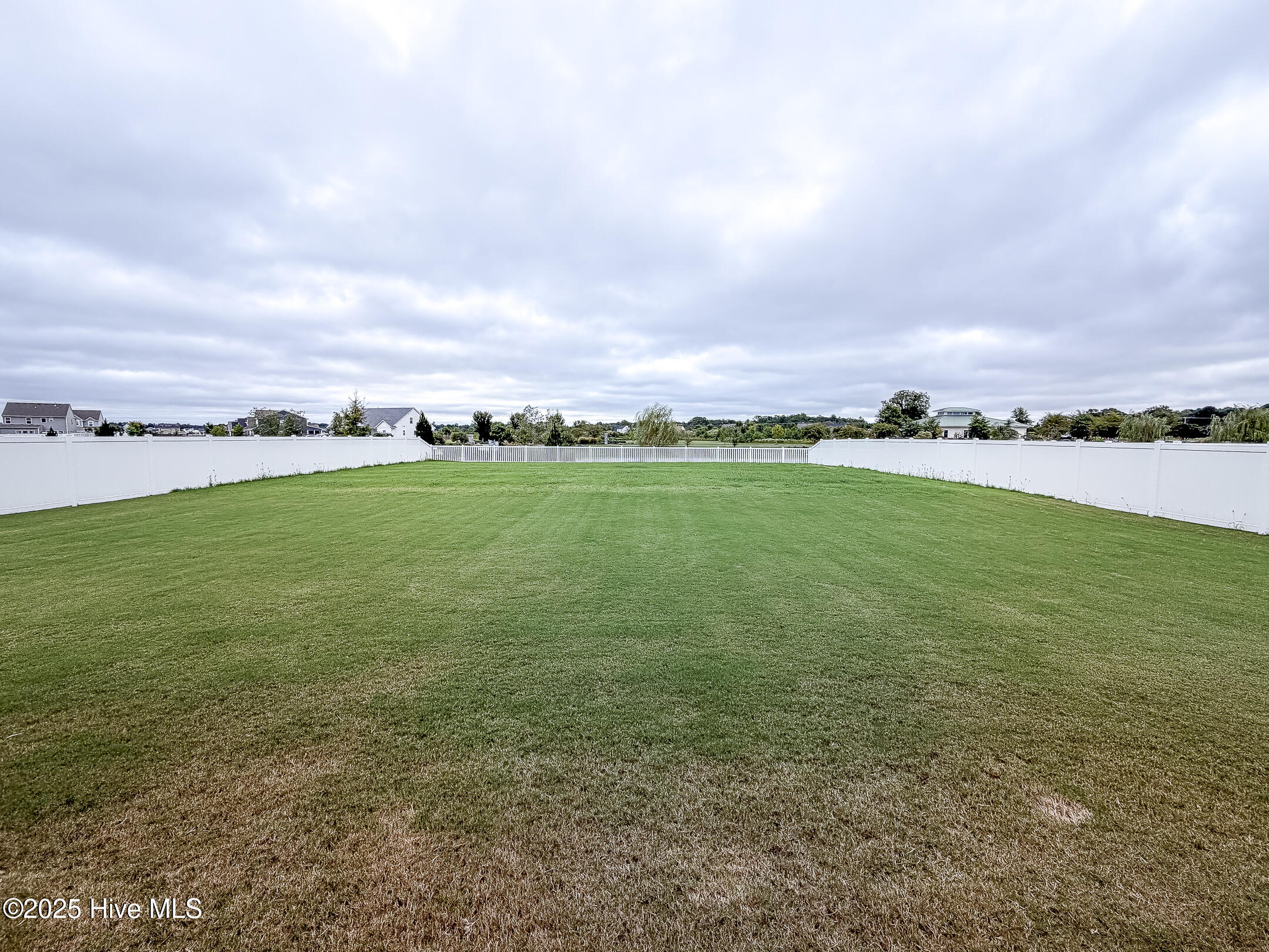 101 Avocet Path Moyock, NC 27958 - Photo 9 of 47 IMG_8851