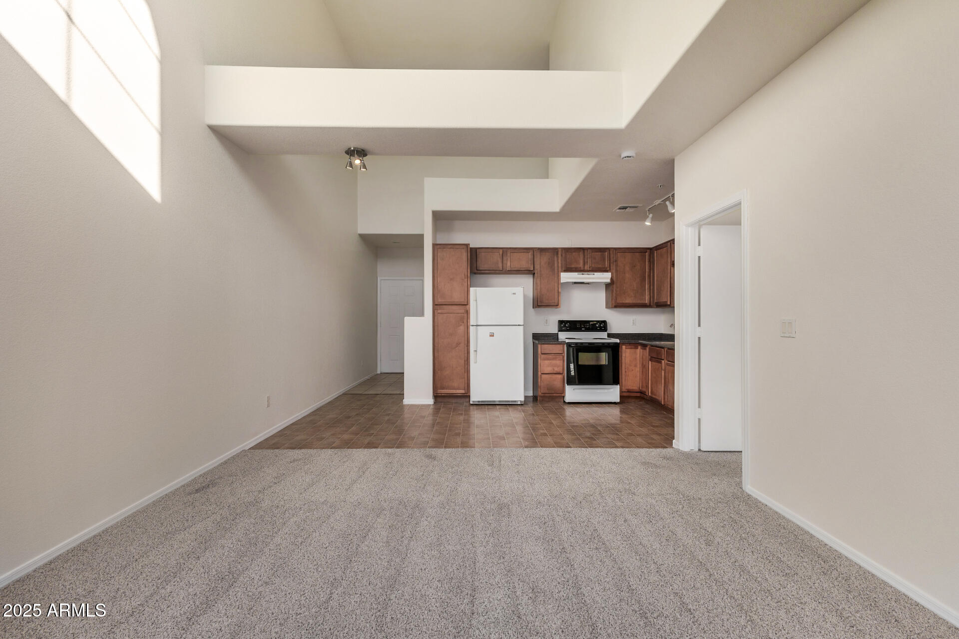 15675 North 29th Street, Unit 21 Phoenix, AZ 85032 - Photo 11 of 36 11 - 29th