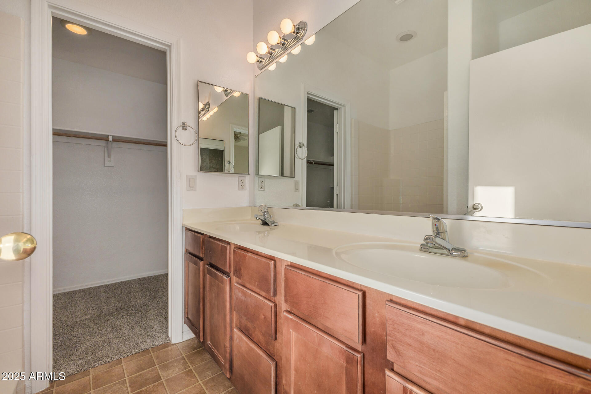 15675 North 29th Street, Unit 21 Phoenix, AZ 85032 - Photo 20 of 36 20 - 29th