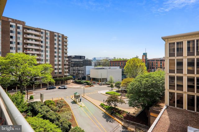 $485,000 | 3001 Veazey Terrace Northwest, Unit 908, Washington, DC 20008