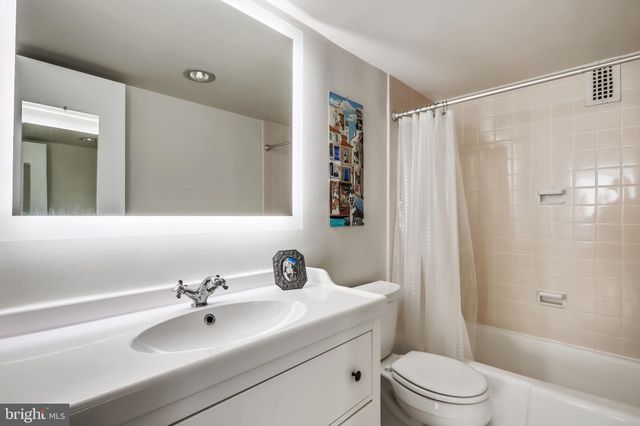 $485,000 | 3001 Veazey Terrace Northwest, Unit 908, Washington, DC 20008