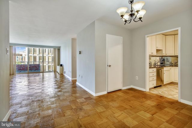 $485,000 | 3001 Veazey Terrace Northwest, Unit 908, Washington, DC 20008