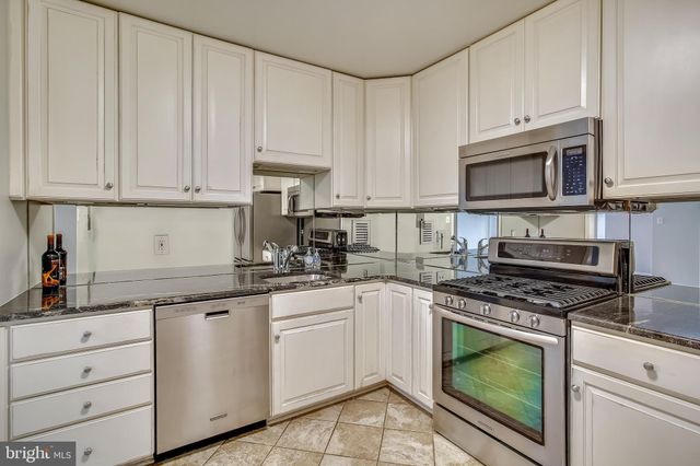 $485,000 | 3001 Veazey Terrace Northwest, Unit 908, Washington, DC 20008