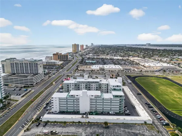 $129,900 | 2727 North Atlantic Avenue, Unit 3170, Daytona Beach, FL 32118