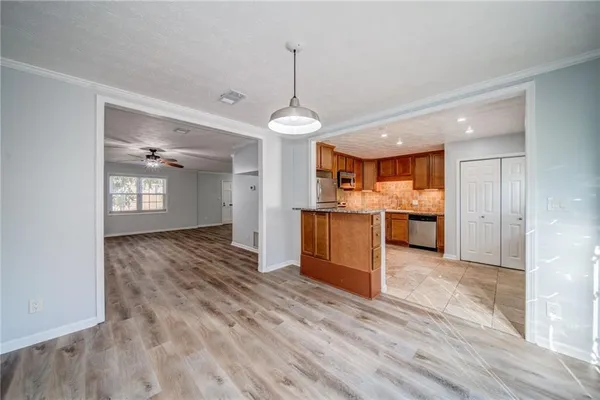 $2,300 | 280 Winding River Drive, Unit B, Atlanta, GA 30350