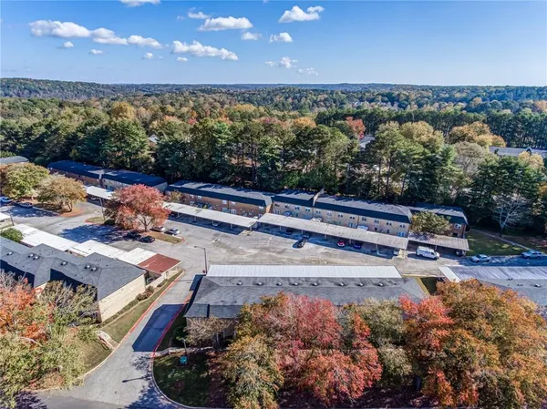 $2,300 | 280 Winding River Drive, Unit B, Atlanta, GA 30350