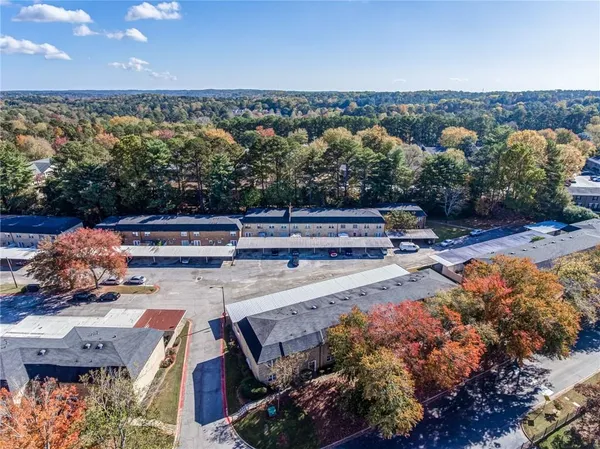$2,300 | 280 Winding River Drive, Unit B, Atlanta, GA 30350