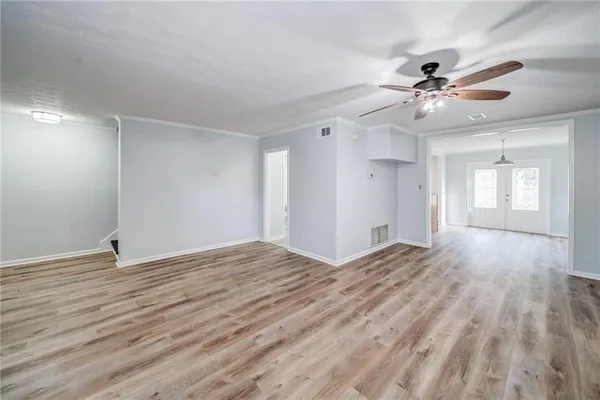 $2,300 | 280 Winding River Drive, Unit B, Atlanta, GA 30350