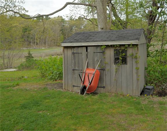 288 Gannett Road Scituate, MA 02066 - Photo 17 of 20 Gallery Image 17