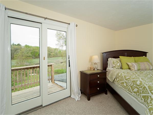 288 Gannett Road Scituate, MA 02066 - Photo 8 of 20 Gallery Image 8