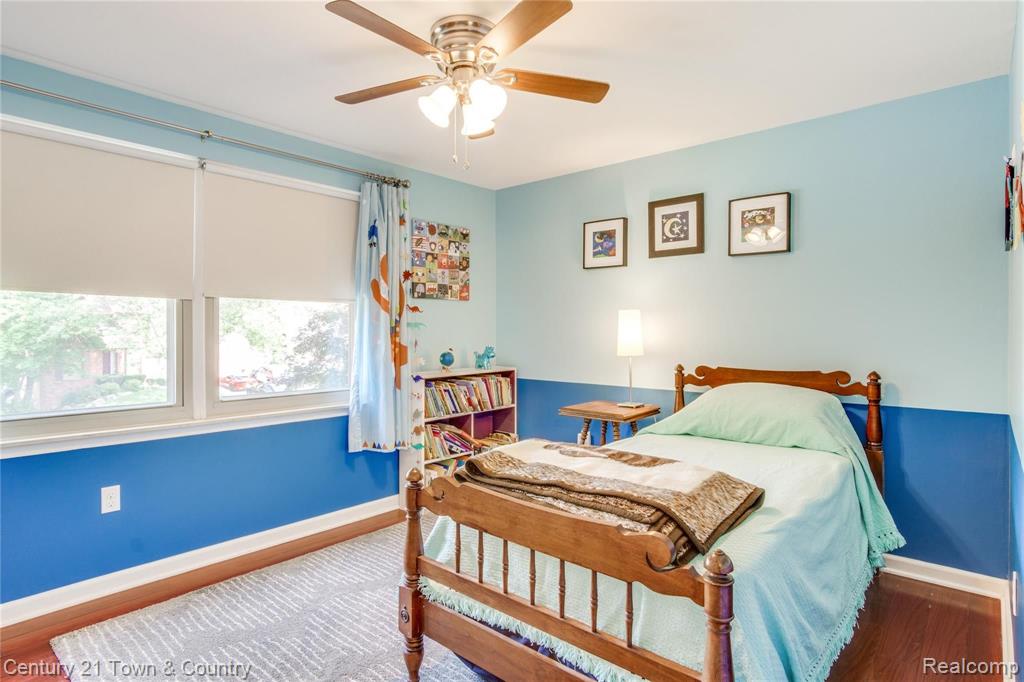 548 Ten Point Drive Rochester Hills, MI 48309 - Photo 35 of 46