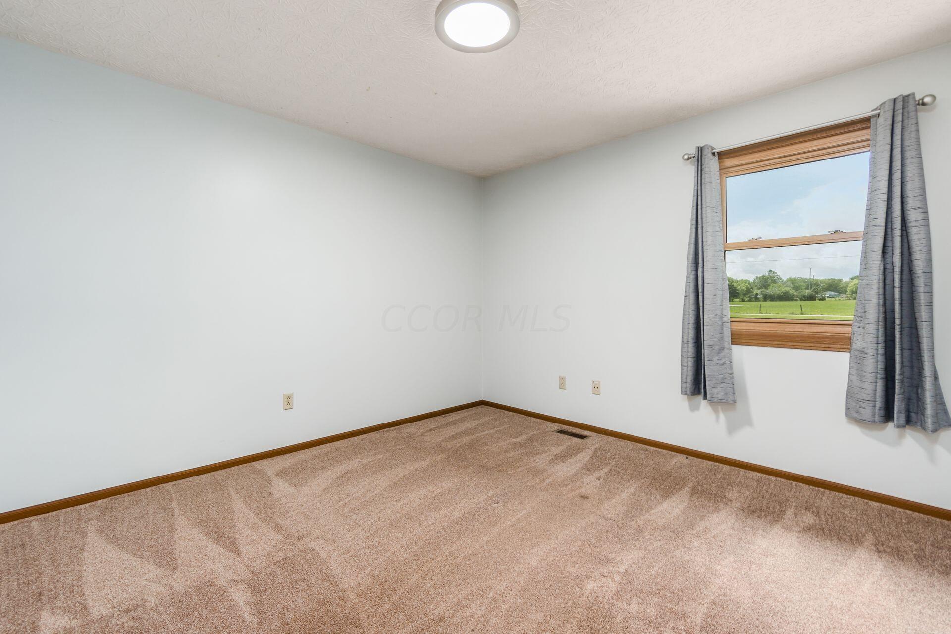 6292 Gay Road Orient, OH 43146 - Photo 24 of 92 Bedroom