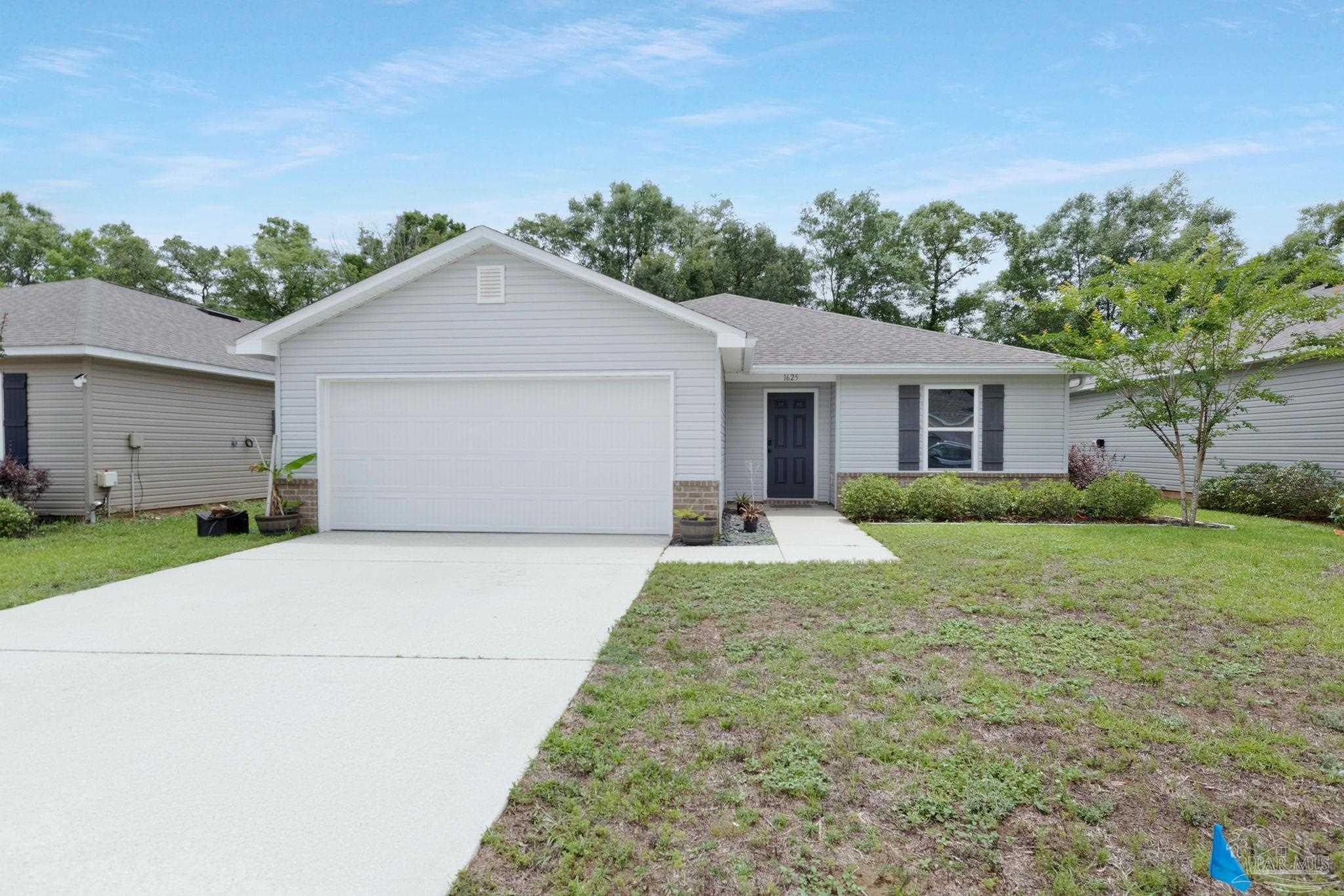 1625 Addies Way Pensacola, FL 32534 - Photo 49 of 50 a view of backyard of house and outdoor seating