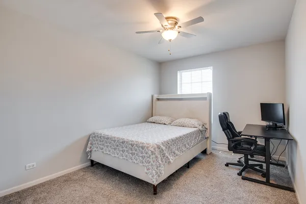 $405,000 | 2889 Peachtree Circle, Aurora, IL 60502