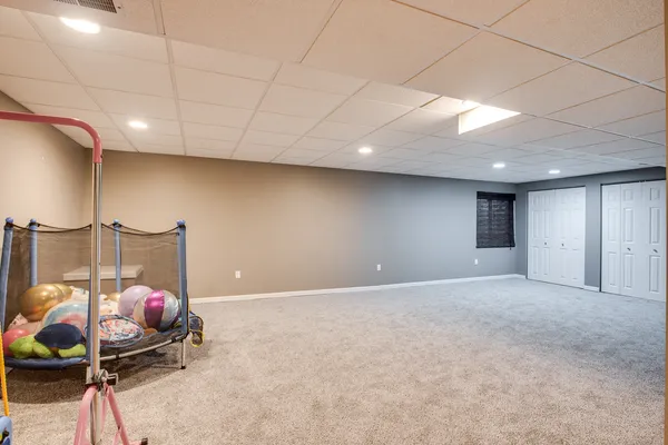 $405,000 | 2889 Peachtree Circle, Aurora, IL 60502