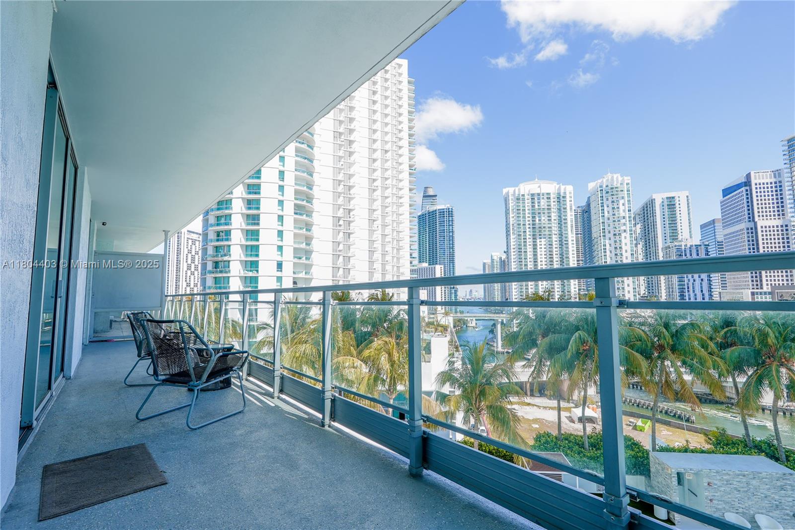 90 Southwest 3rd Street, Unit 1401 Miami, FL 33130 - Photo 1 of 21 Gallery Image 1