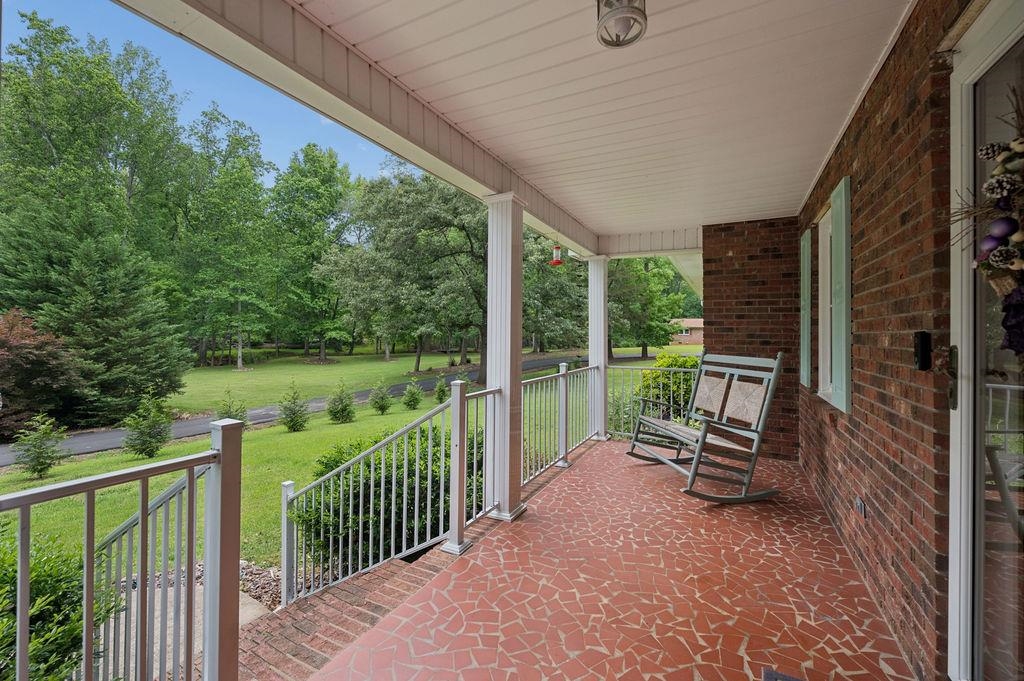 181 Carroll Circle Pacolet, SC 29372 - Photo 3 of 44