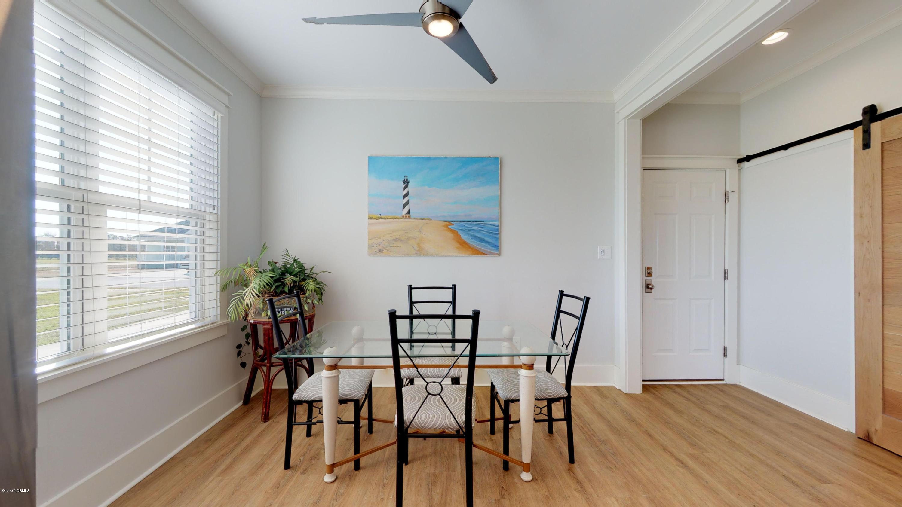 1716 Olde Farm Road Morehead City, NC 28557 - Photo 20 of 57 Kitchen / Breakfast Combo
