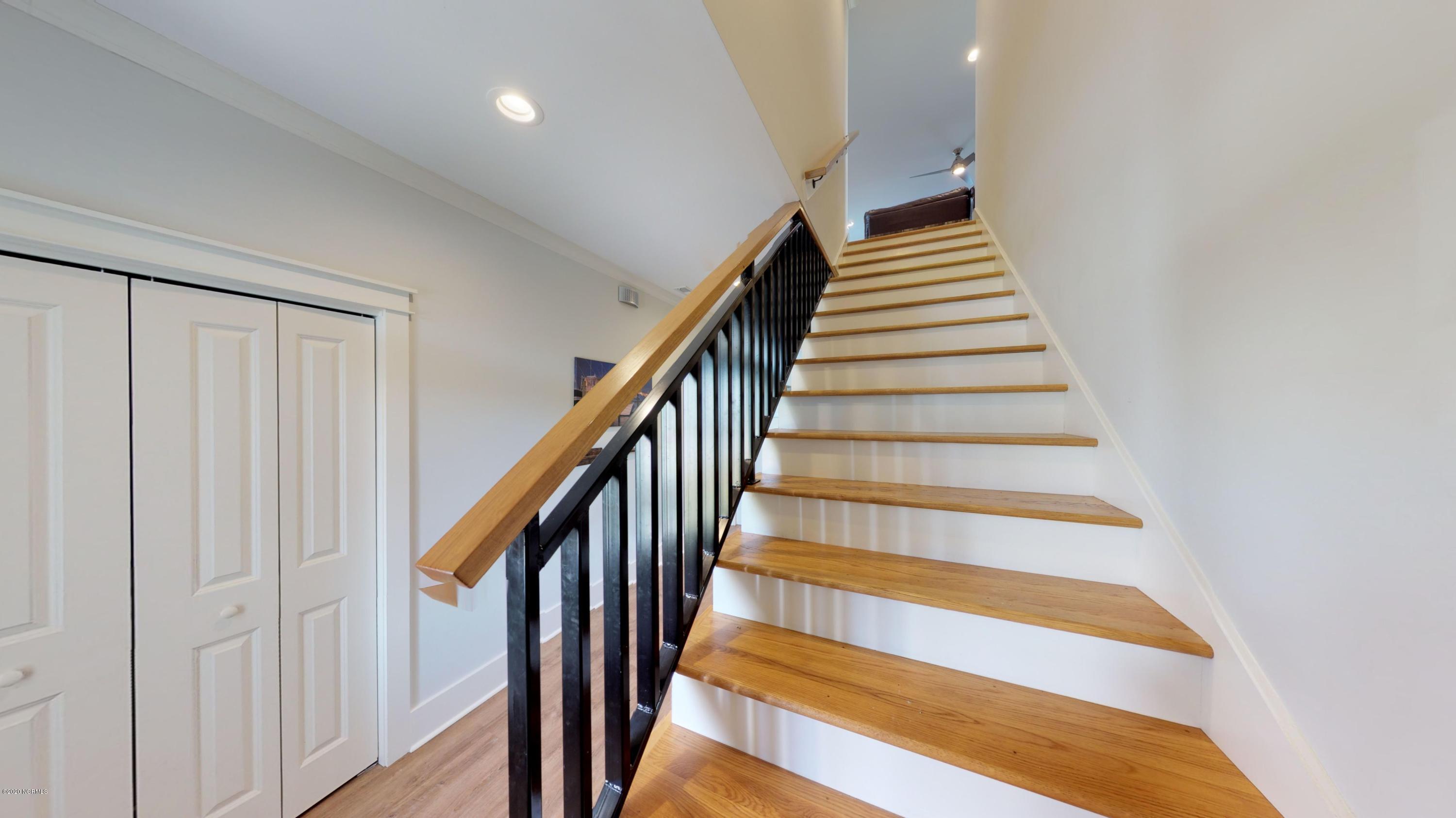 1716 Olde Farm Road Morehead City, NC 28557 - Photo 30 of 57 Stairs