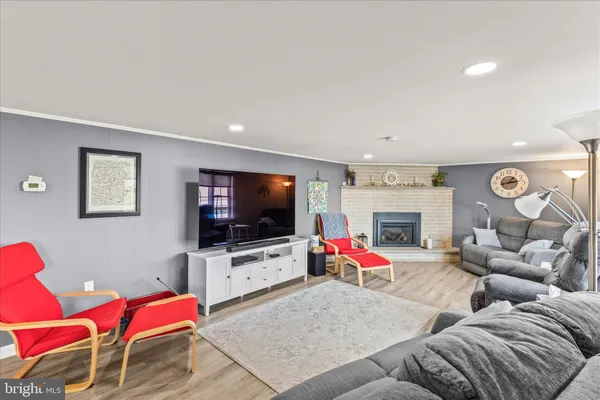 $370,000 | 22 Northview Drive, Hanover, PA 17331