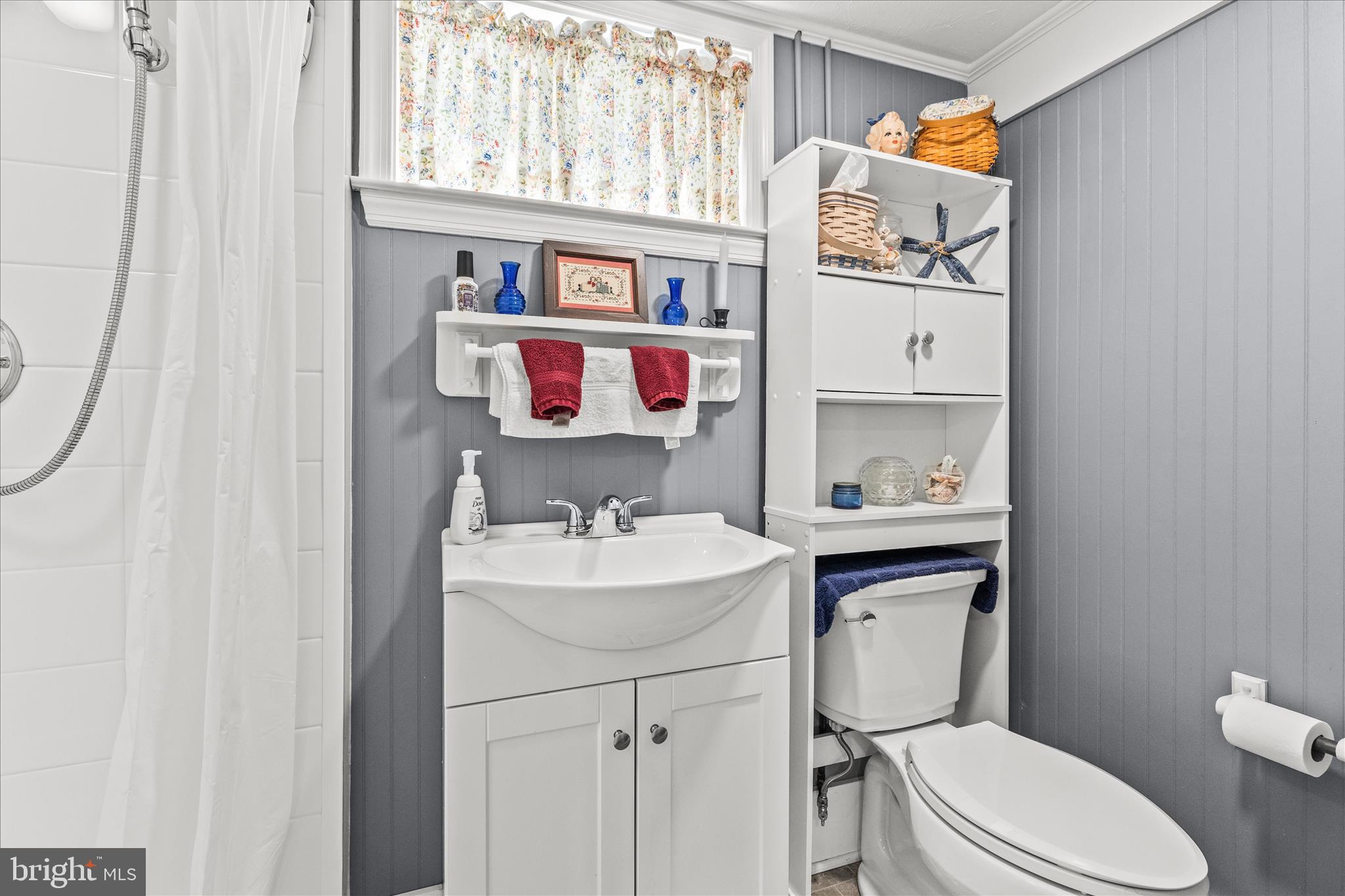 22 Northview Drive Hanover, PA 17331 - Photo 35 of 47 a bathroom with a toilet sink and mirror