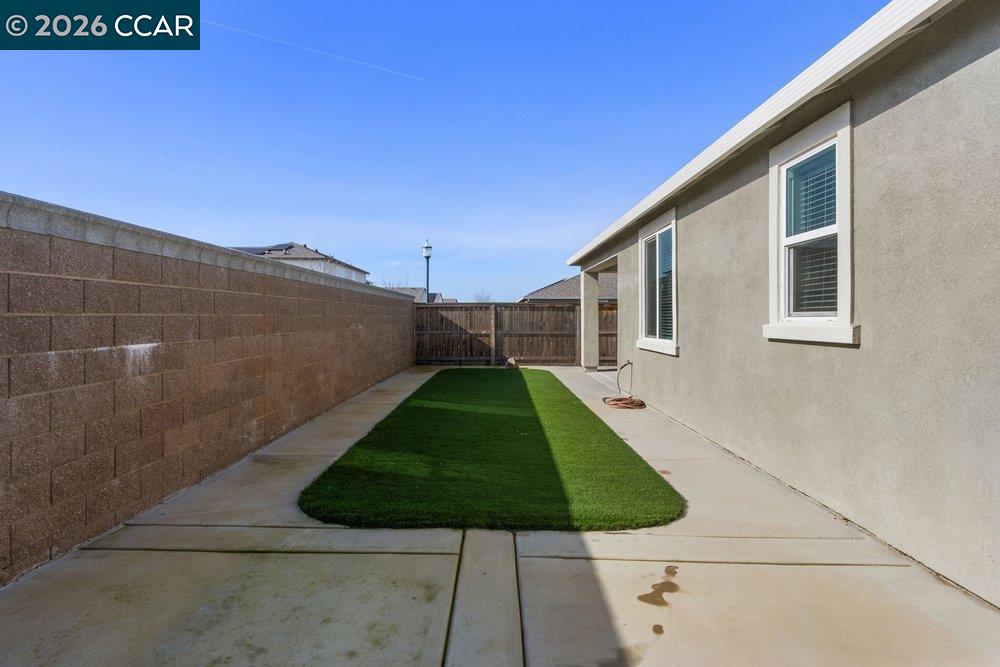 4395 Canada Way Rio Vista, CA 94571 - Photo 24 of 35
