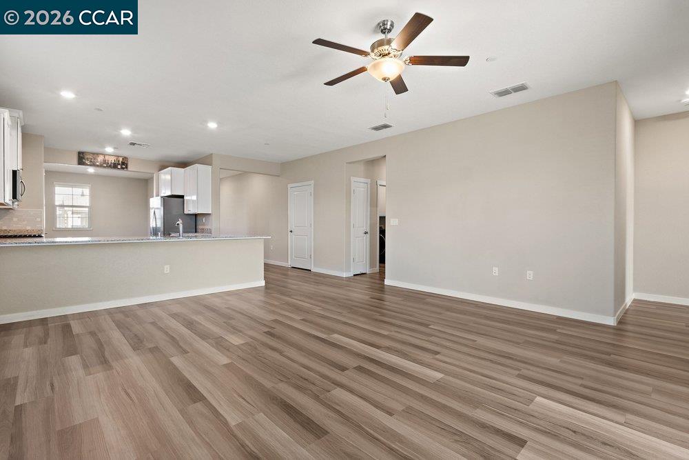 4395 Canada Way Rio Vista, CA 94571 - Photo 4 of 35