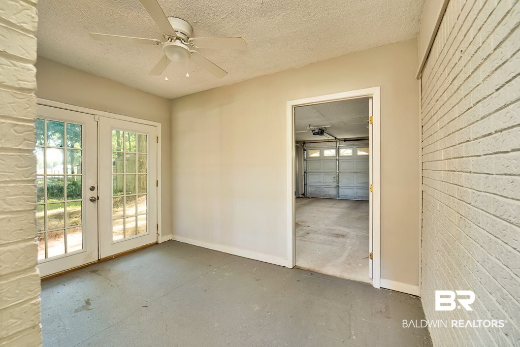 3260 Graham Road North Mobile, AL 36618 - Photo 17 of 21