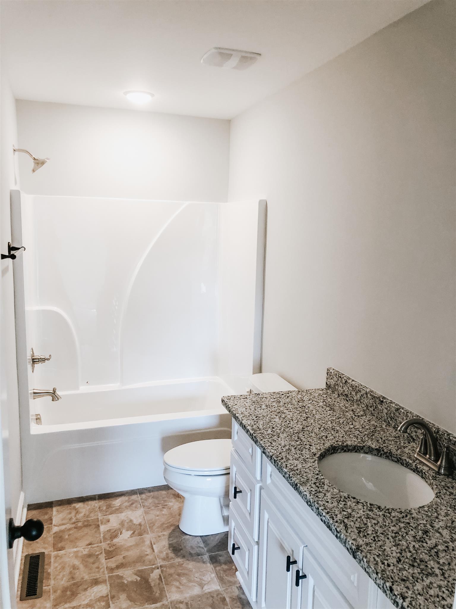 2843 Oak Grove Church Road Bethpage, TN 37022 - Photo 12 of 16 Gallery Image 12