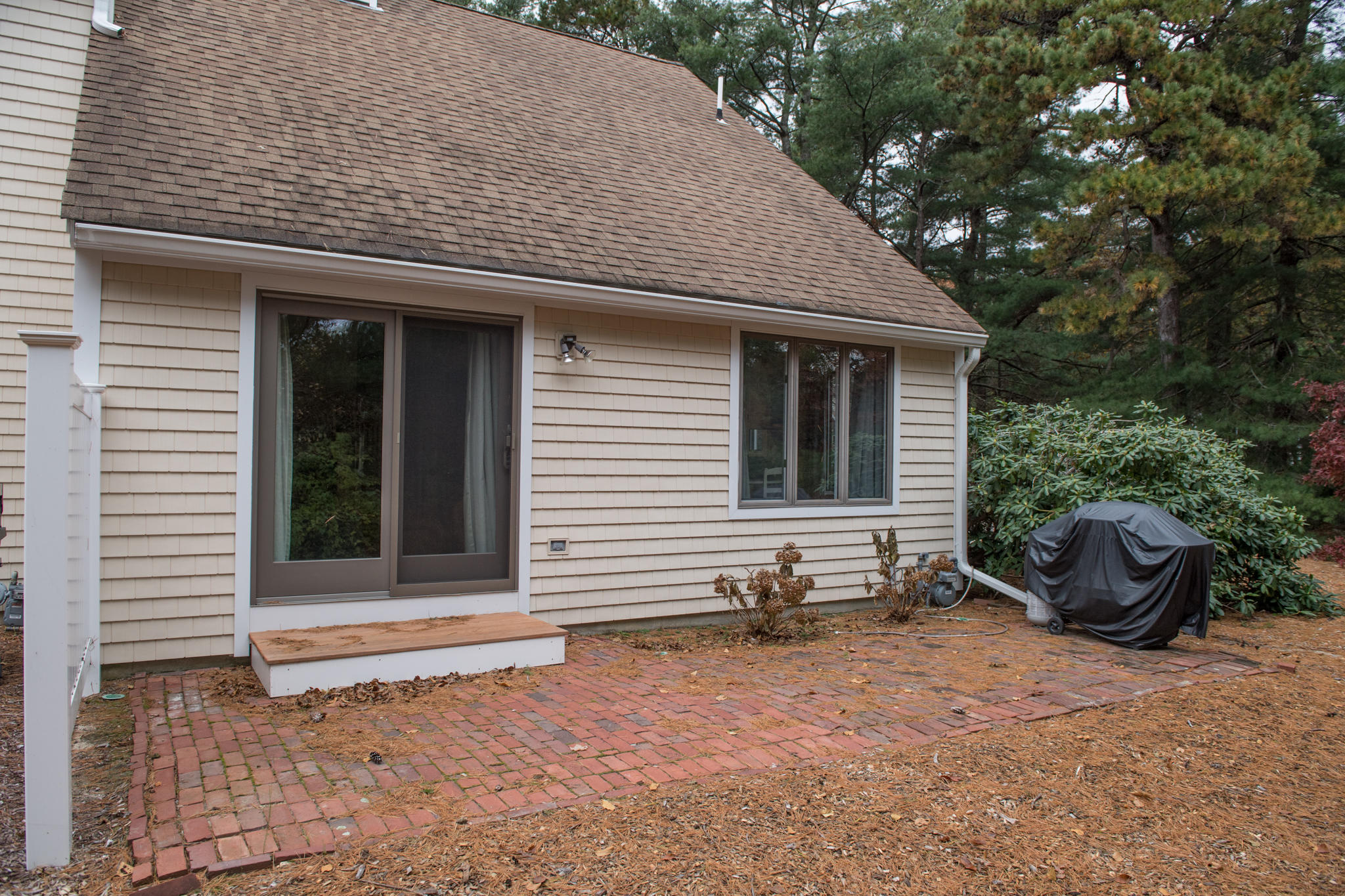 14 Shellback Way, Unit 14B Mashpee, MA 02649 - Photo 5 of 25 4cpatio1